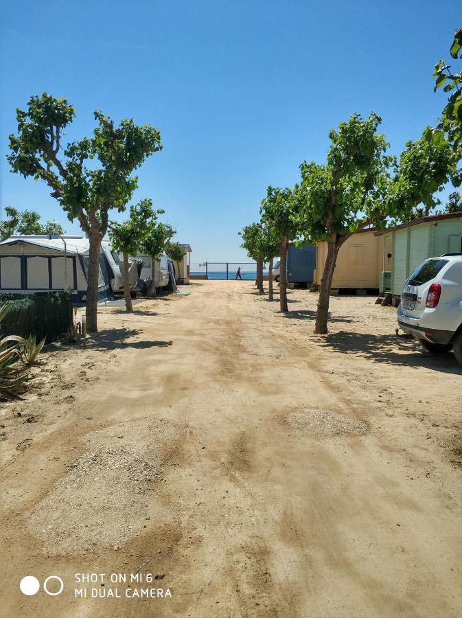 Camping El Pinar Platja Santa Susanna Exterior foto