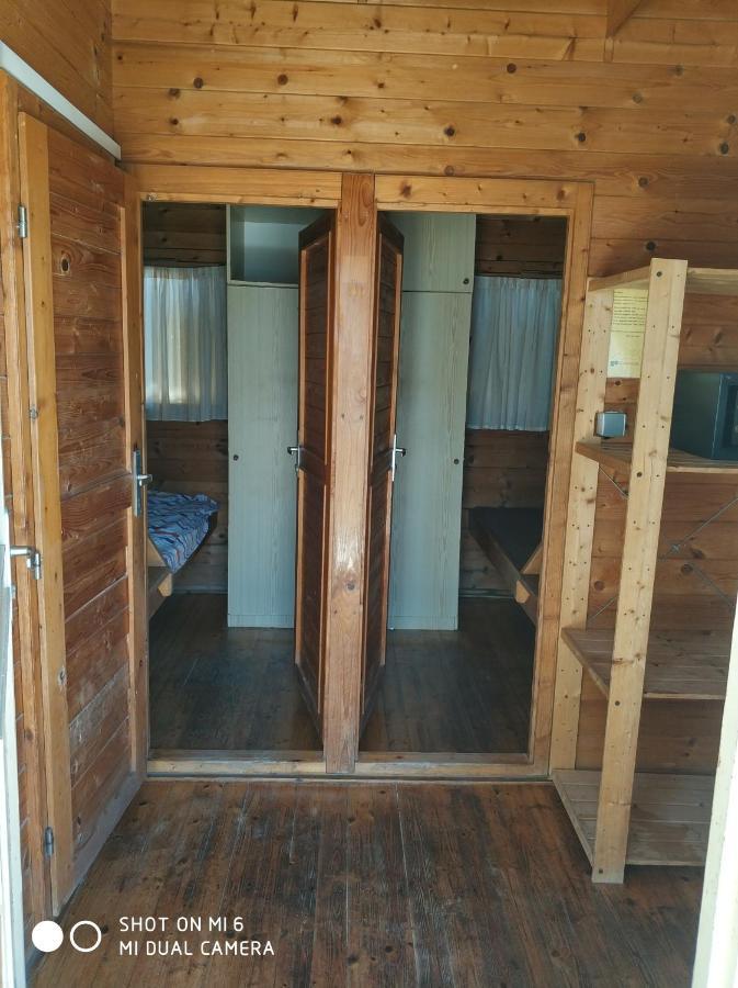 Camping El Pinar Platja Santa Susanna Exterior foto